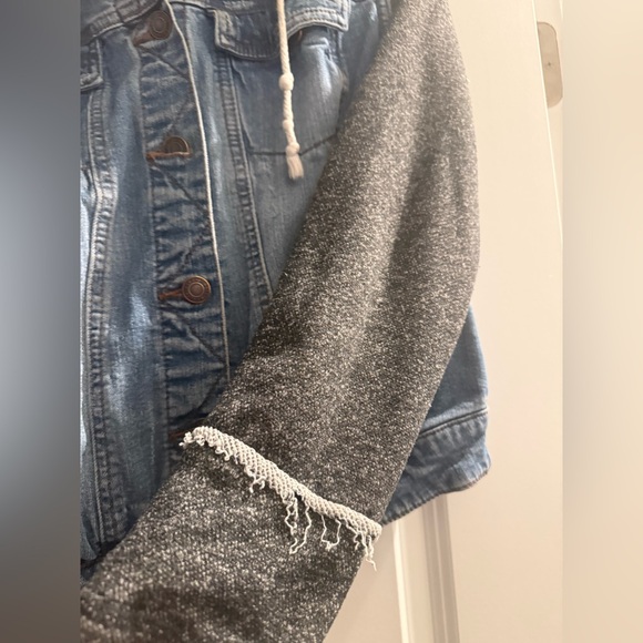 Denim Jacket with Hood - Size Small - Picture 4 of 5